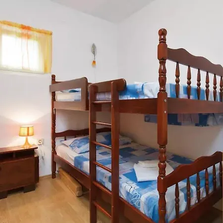 Apartment Gracin *
